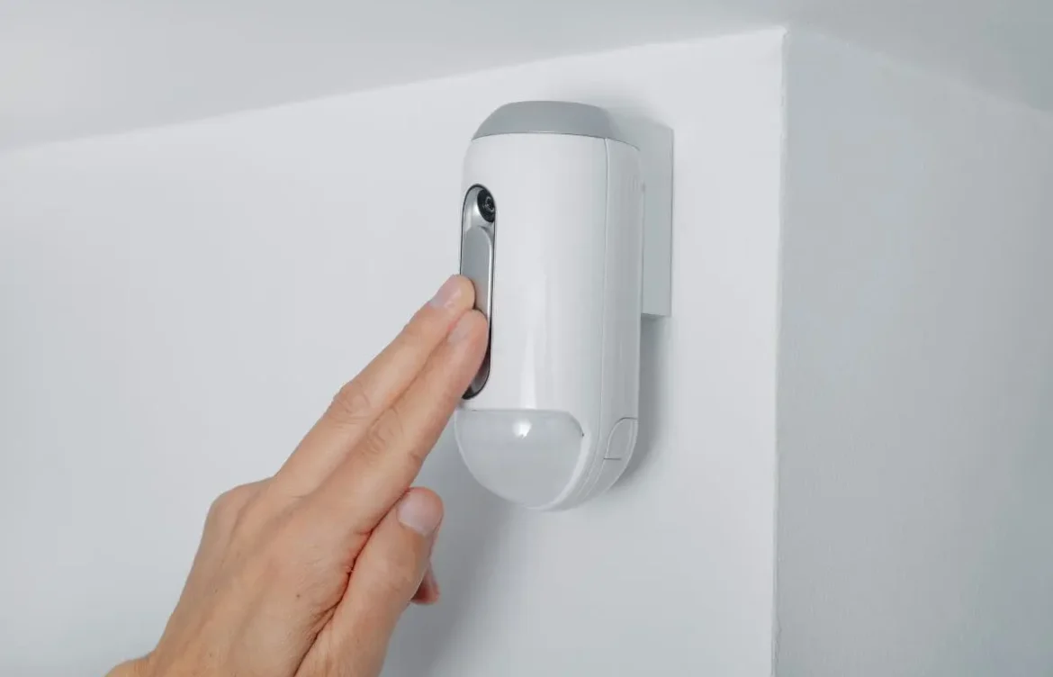 Choisir le meilleur type d&rsquo;alarme intrusion pour votre entreprise et particuliers