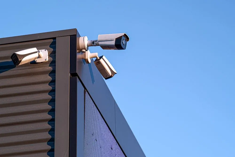 Choisir un système de vidéosurveillance pour votre entreprise en Charente-Maritime