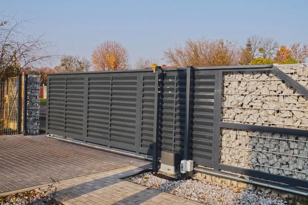 Réparation et dépannage de portail électrique en Charente-Maritime